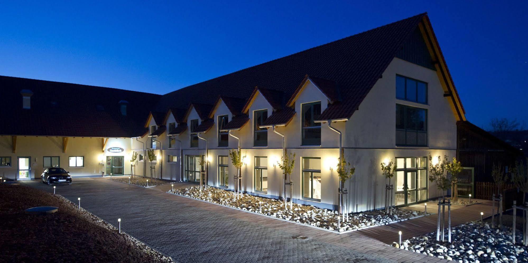 Apartments Golfpark Schlossgut Sickendorf Лаутербах Екстер'єр фото